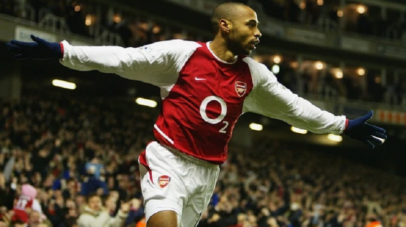 edelman-du-la-huyen-thoai-nhung-thierry-henry-van-bi-arsenal-thanh-ly-thang